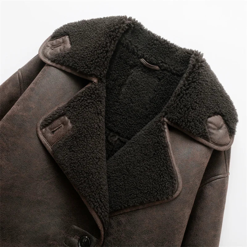 Veste en cuir synthétique et polaire femme élégante