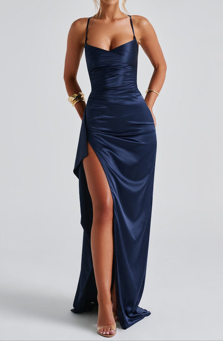 Robe Longue Féminine pour Soirée avec Fente