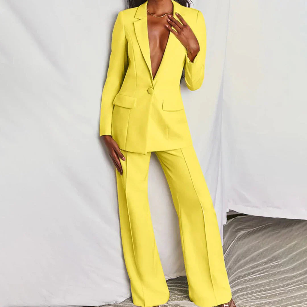 Costume femme pantalon avec blazer long et jambe large, structuré - BerlinGlamour