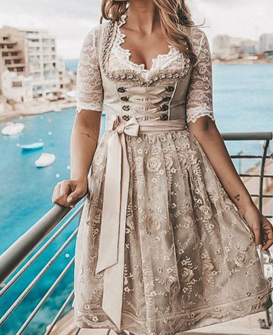Robe Dirndl Féminine avec Jupon et Blouse - BerlinGlamour