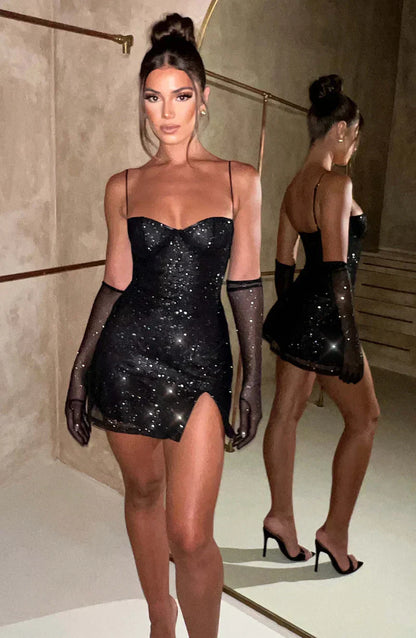 Robe Mini Glamour avec Gants de Soirée