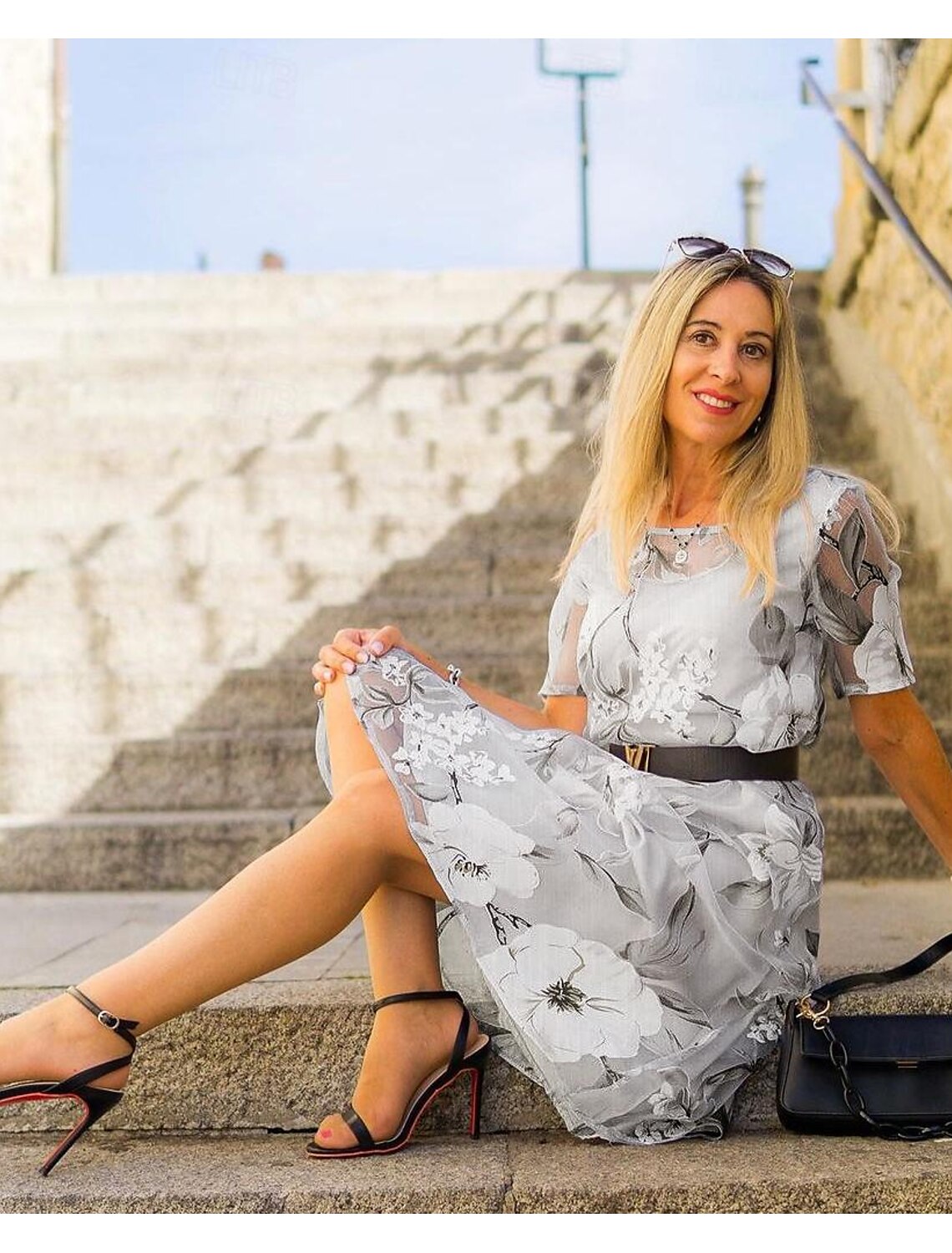 Robe midi Femme Plissée Imprimé Floral Manches Courtes
