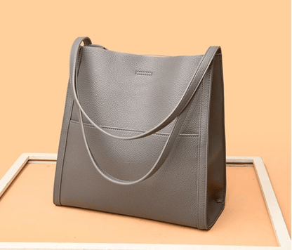 Sac à main en cuir noir classique avec anses longues