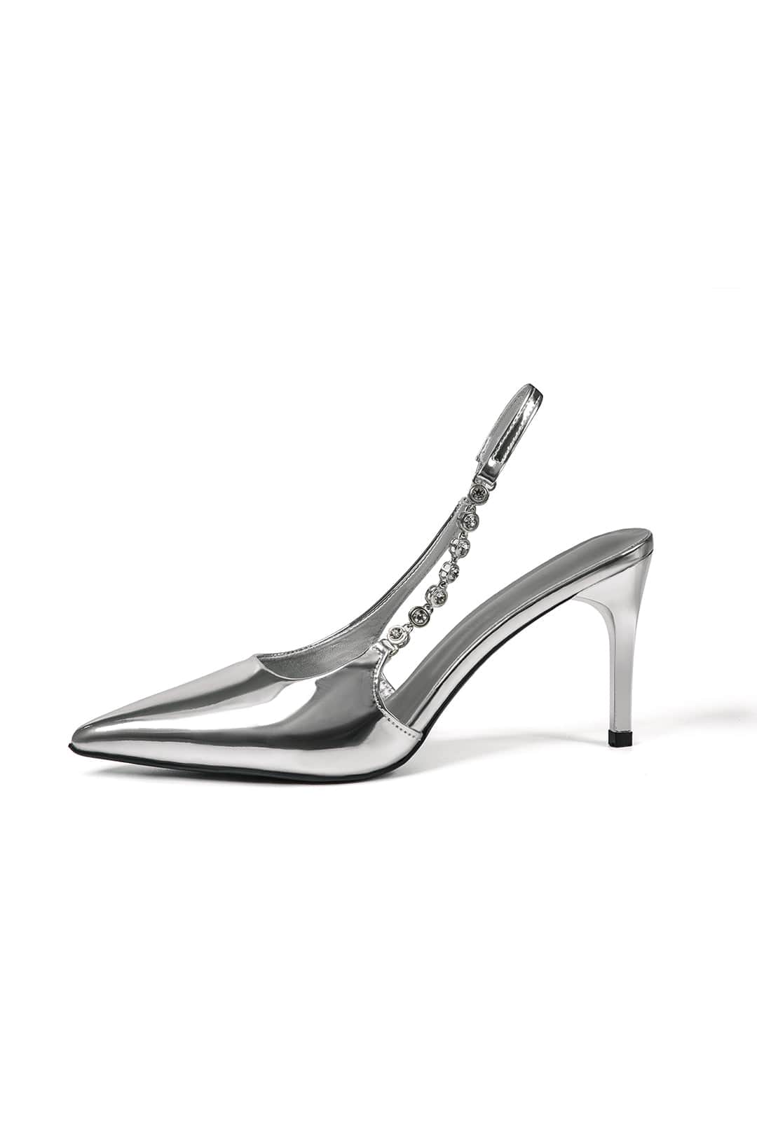 Chaussures à petit talon bout en amande élégantes