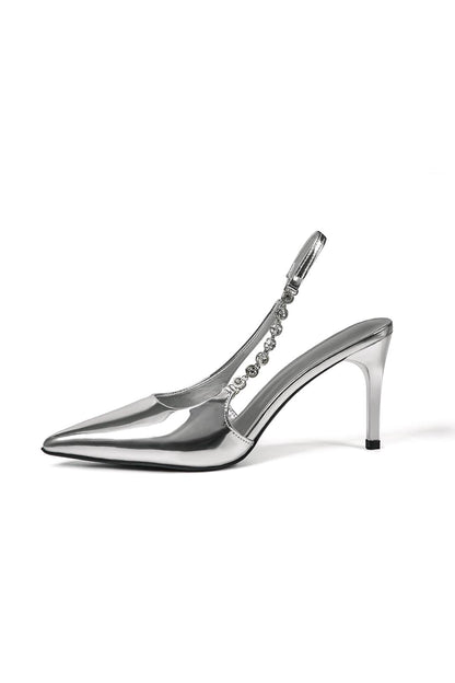 Chaussures à petit talon bout en amande élégantes