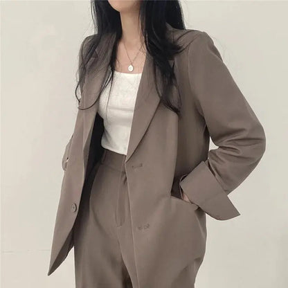 Athena | Einfarbiges Blazer- und gerade geschnittenes Hosen-Set für Damen Zendoo.de