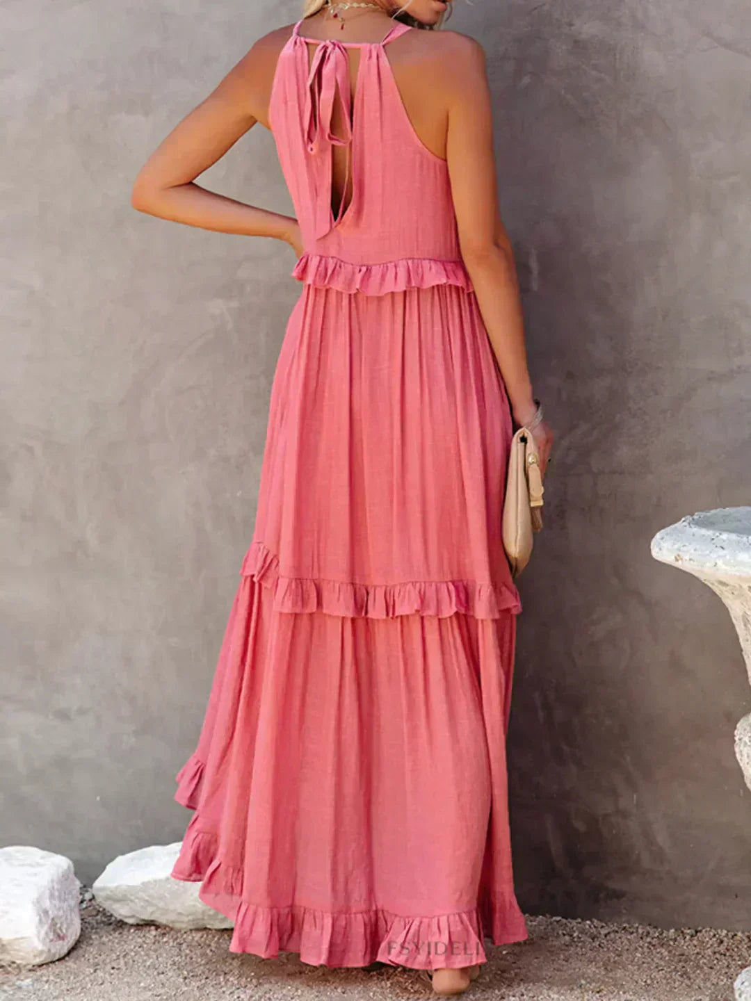 Robe Bohème Été avec Volants et Décolleté Profond
