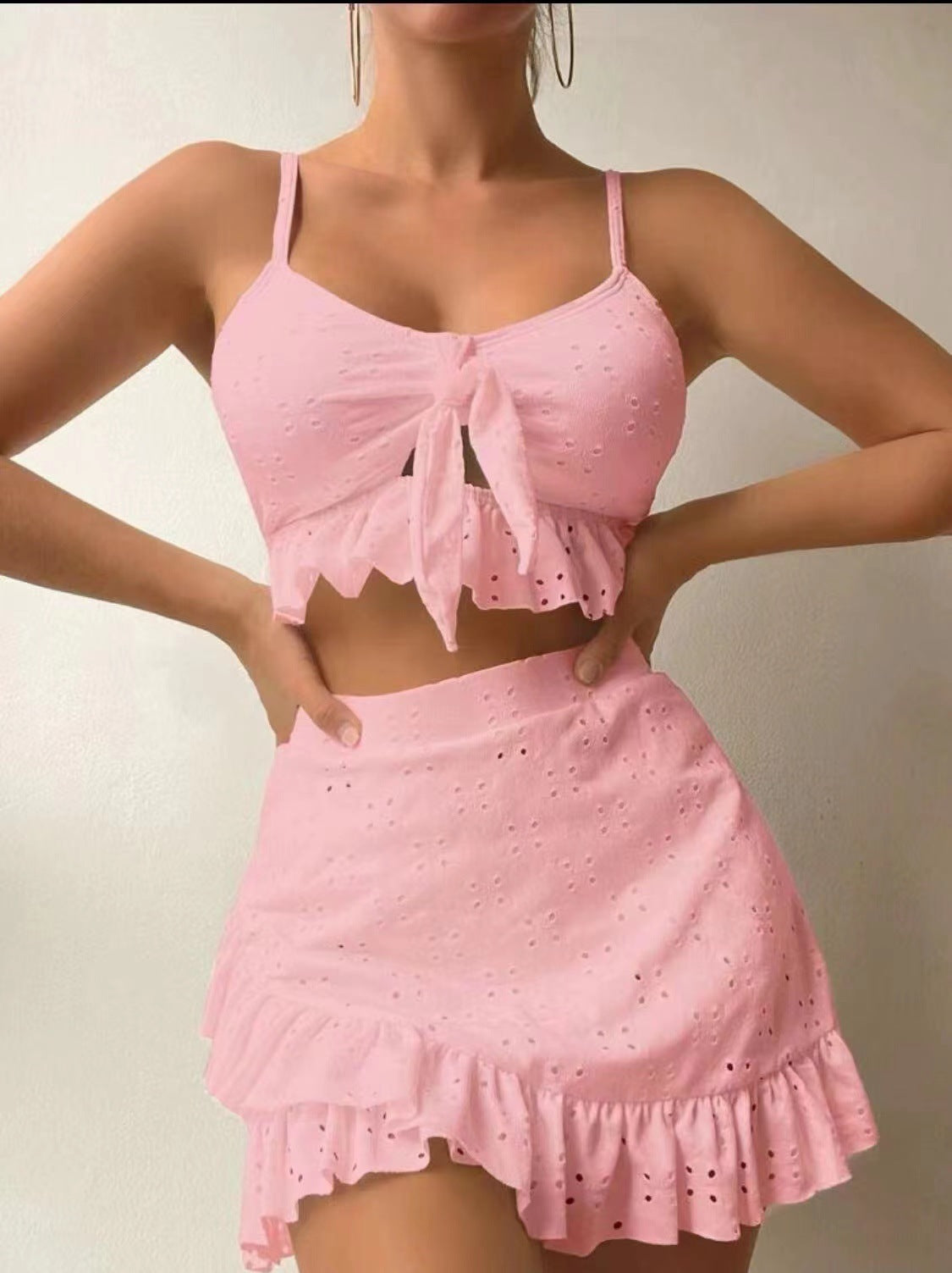 Maillot de Bain Féminin 3 Pièces Dentelle et Haut de Bain Élégant