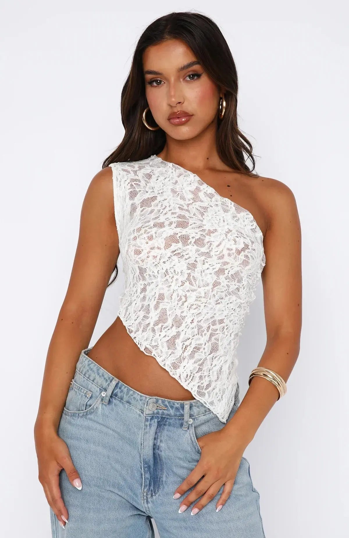 Top en dentelle avec détails dans le dos - BerlinGlamour