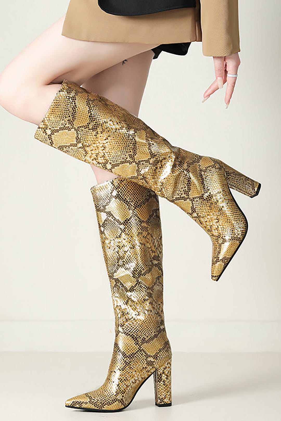 Bottines Talon Haut en Cuir Noir Élégant - BerlinGlamour