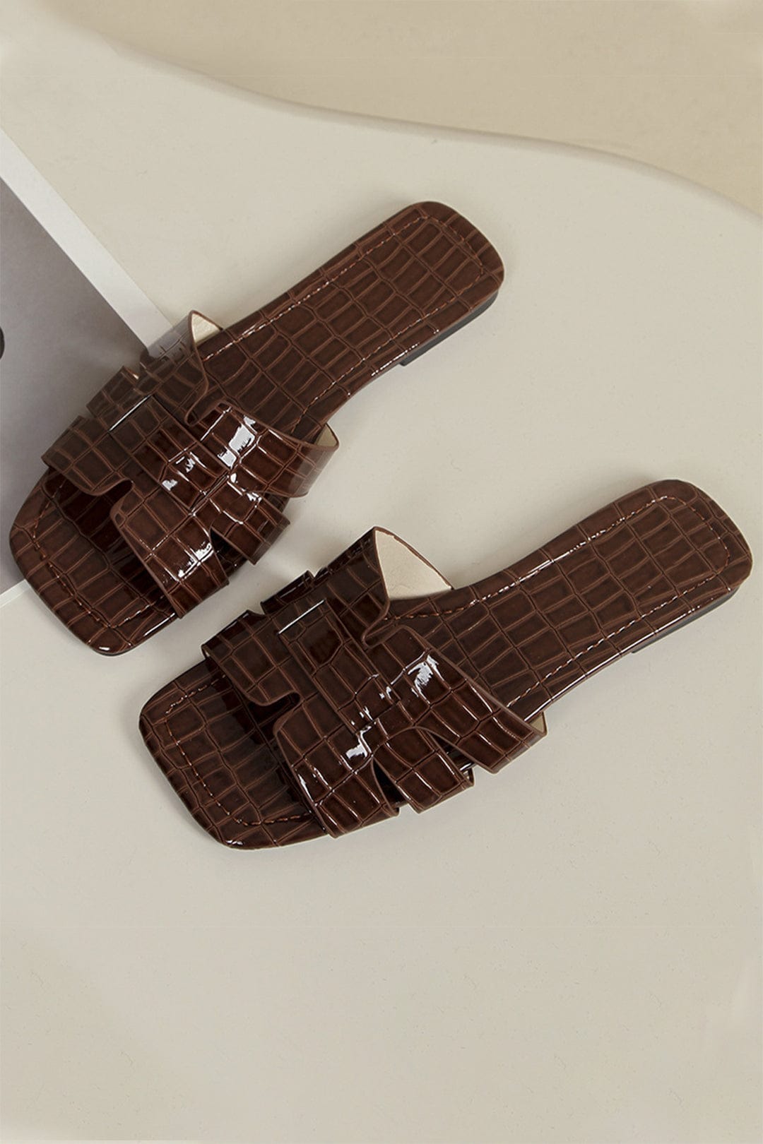 Sandales Slides Blanc Croco Élégantes