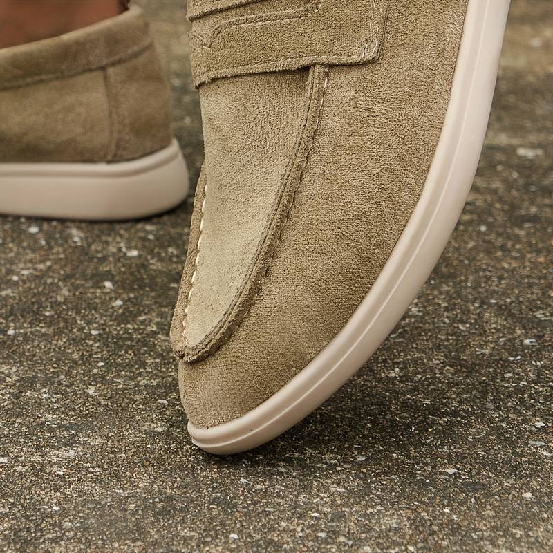 Mocassin en Cuir Velours Beige et Bleu Marine
