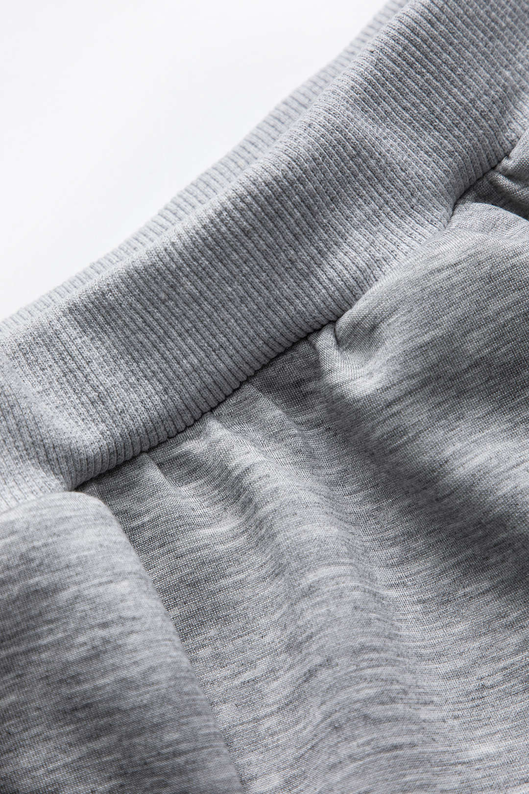 Céline | Ensemble Survêtement Femme Décontracté avec Pull Court et Jupe Skate