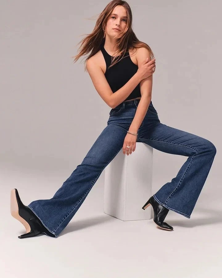 Jeans Haute Taille Évasée Femme Moderne