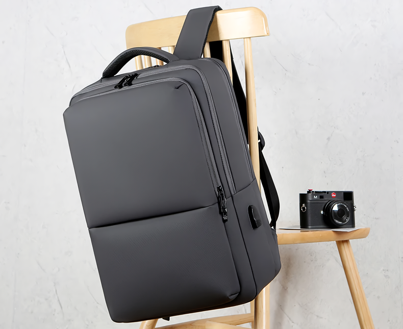 Sac à dos Ordinateur 15,6 USB Noir et Résistant - PanierRoyale