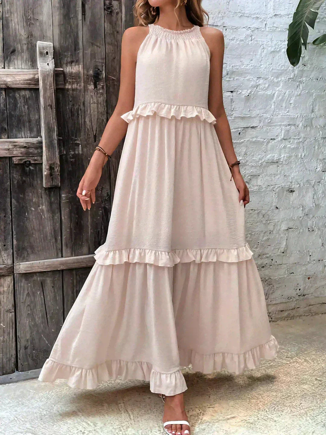 Robe Bohème Été avec Volants et Décolleté Profond