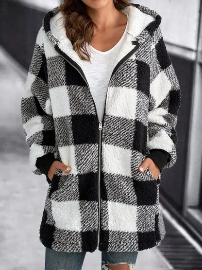 Doudoune Femme Hiver Marine et Blanche à Carreaux