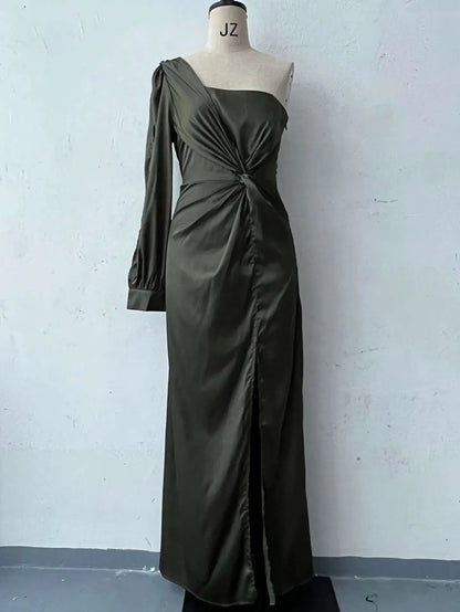 Robe Longue Asymétrique Chic et Élégante