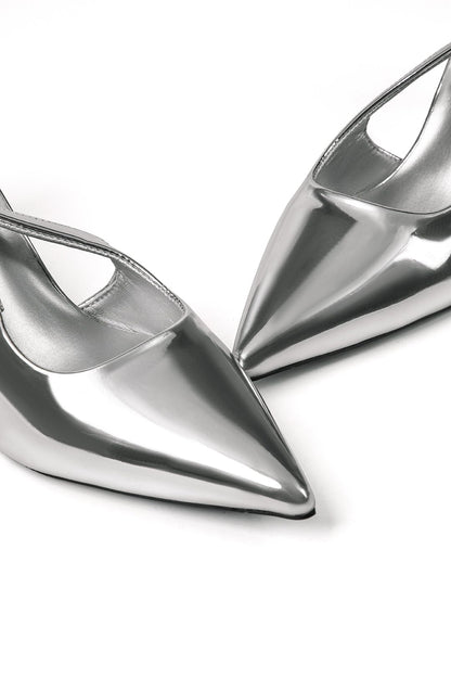 Chaussures à petit talon bout en amande élégantes