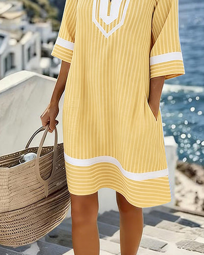 Robe Femme Col en V Manches Courtes Coupe Droite