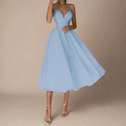 Robe Été Décolleté Profond avec Bretelles Fines
