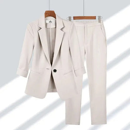 Costume Féminin Élégant Bleu Marine