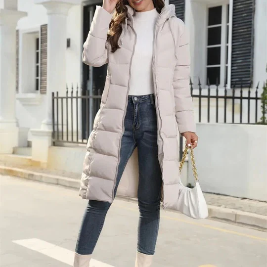 Manteau Long Femme Matelassé Capuche Coupe Ajustée - PanierRoyale