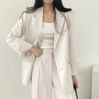 Athena | Einfarbiges Blazer- und gerade geschnittenes Hosen-Set für Damen Zendoo.de