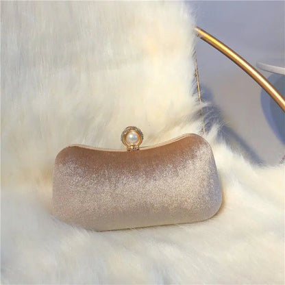 Sac Soirée Élégant avec Fermeture Perle et Détails Dorés