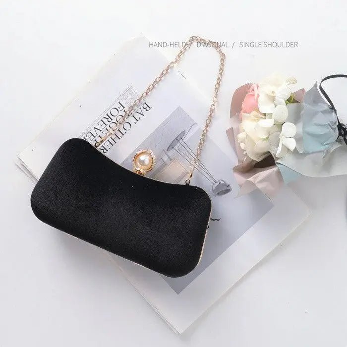 Sac Soirée Élégant avec Fermeture Perle et Détails Dorés