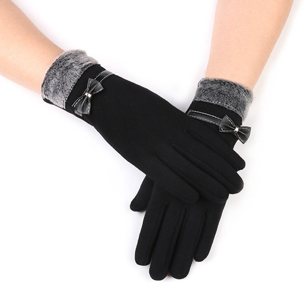 Gants en laine noirs élégants à boutons
