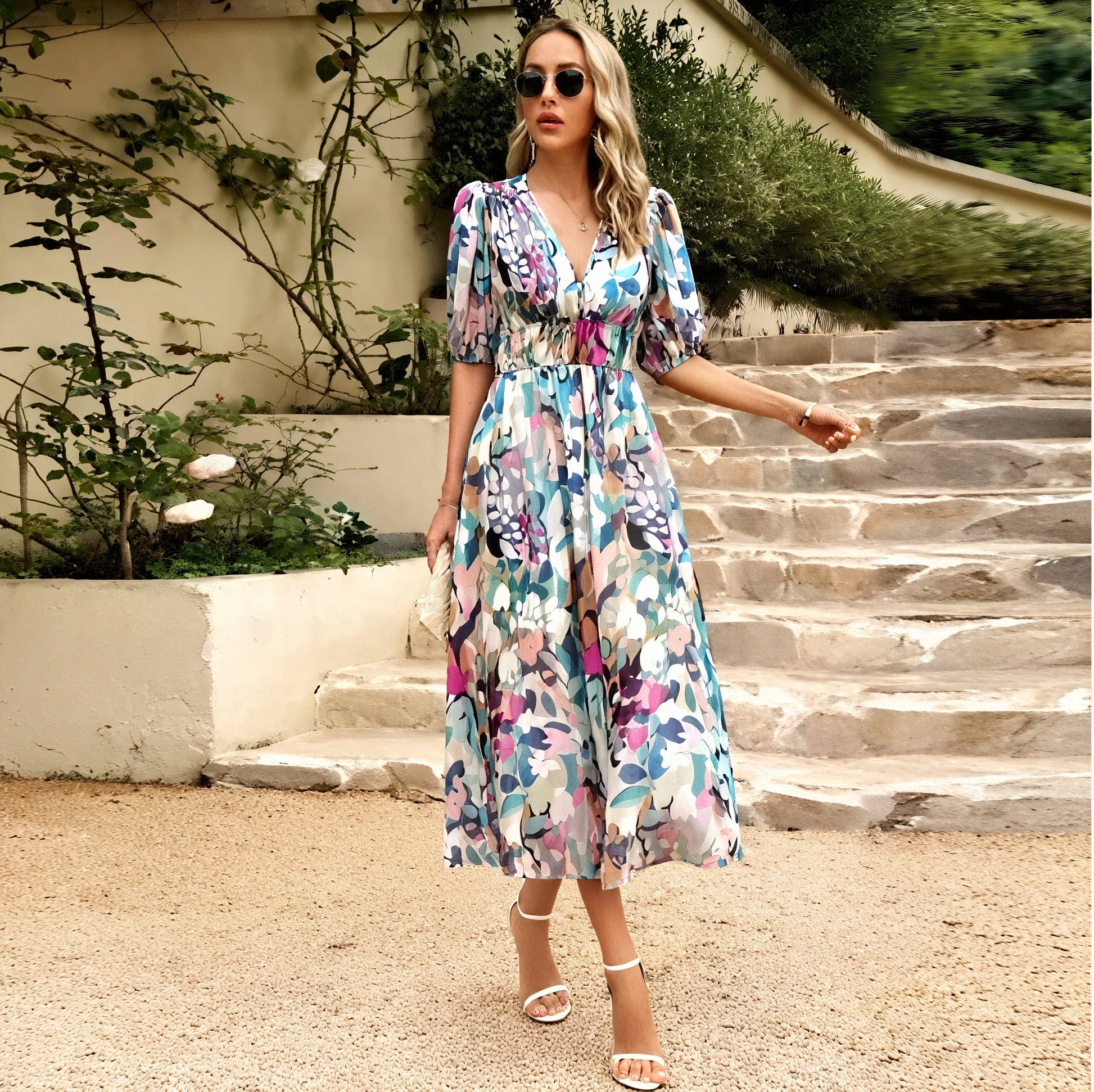 Elyvella™ – Robe Longue Élégante à Manches Longues avec Col en V