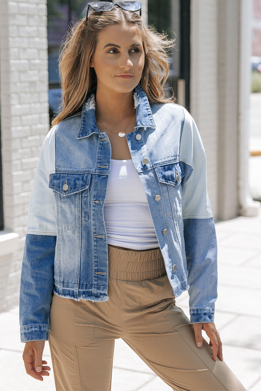Veste denim délavée pour femme avec poches et boutons - PanierRoyale