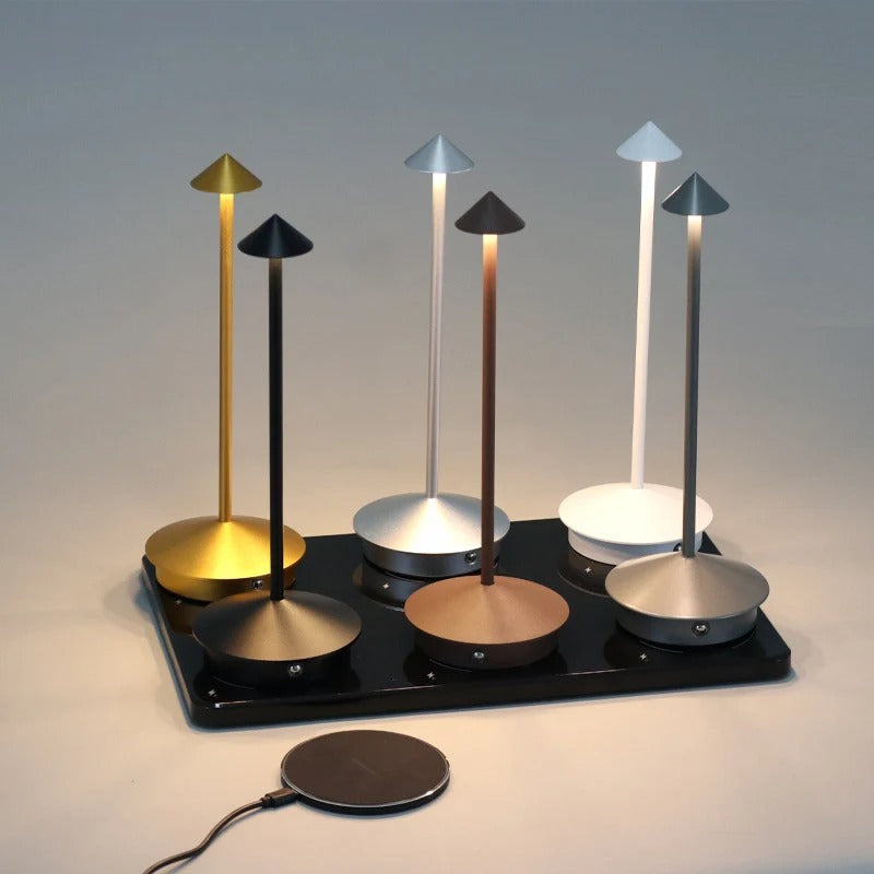Lampe de Bureau LED Élégante et Compacte - PanierRoyale