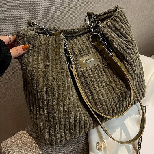 Sac à main en velours vert émeraude élégant - PanierRoyale