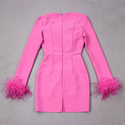 Robe Courte Élégante à Plumes