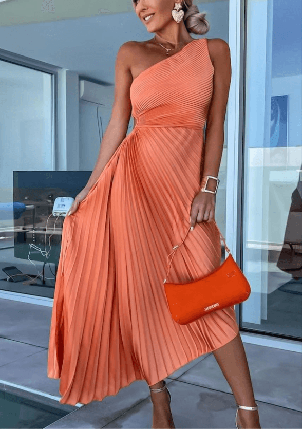 Robe Femme Longue Plissée Épaule Découverte