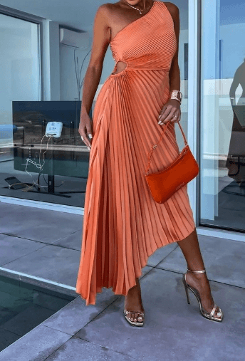 Robe Femme Longue Plissée Épaule Découverte