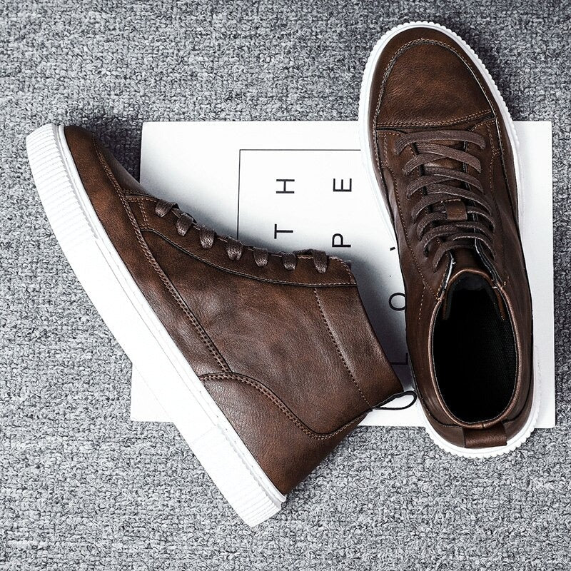 Baskets Homme Cuir Brun Hautes avec Semelle Blanche