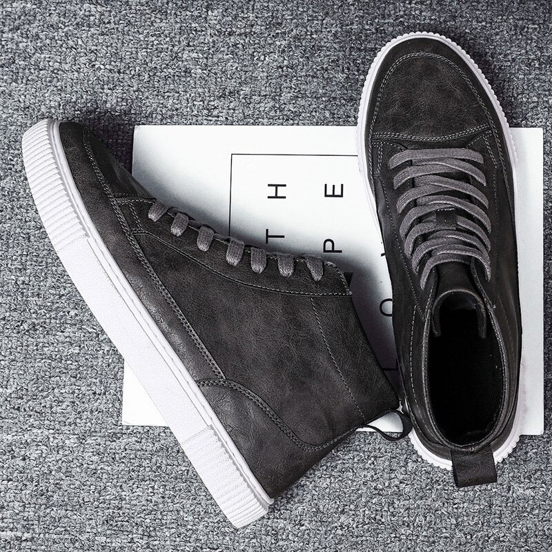 Baskets Homme Cuir Brun Hautes avec Semelle Blanche