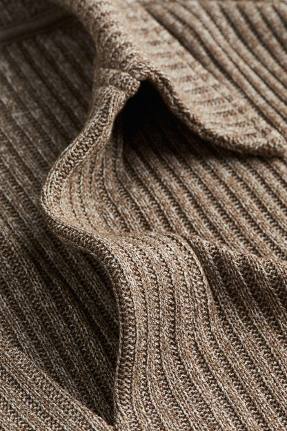 Pull en maille à col montant
