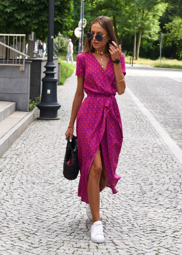 Robe Femme Fluide Coupe Portefeuille Motif Floral Manches Courtes