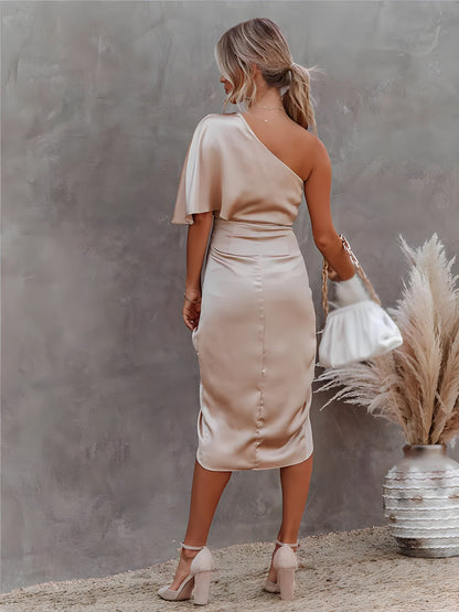 Robe Femme Élégante Manche Asymétrique Moderne