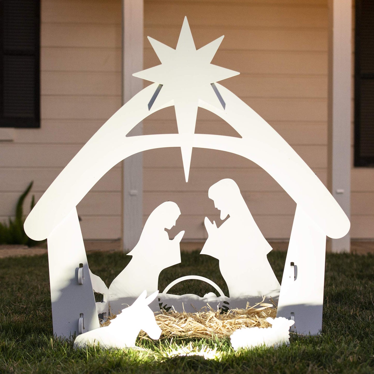 Crèche de Noël en Bois Blanc avec Étoiles Décoratives - PanierRoyale