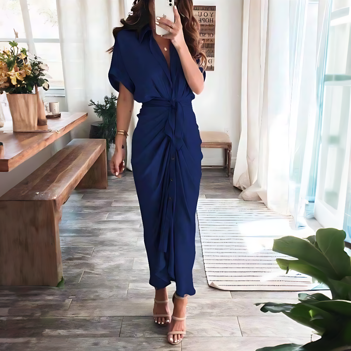 Robe de Soirée Chic avec Boutons à l'Avant