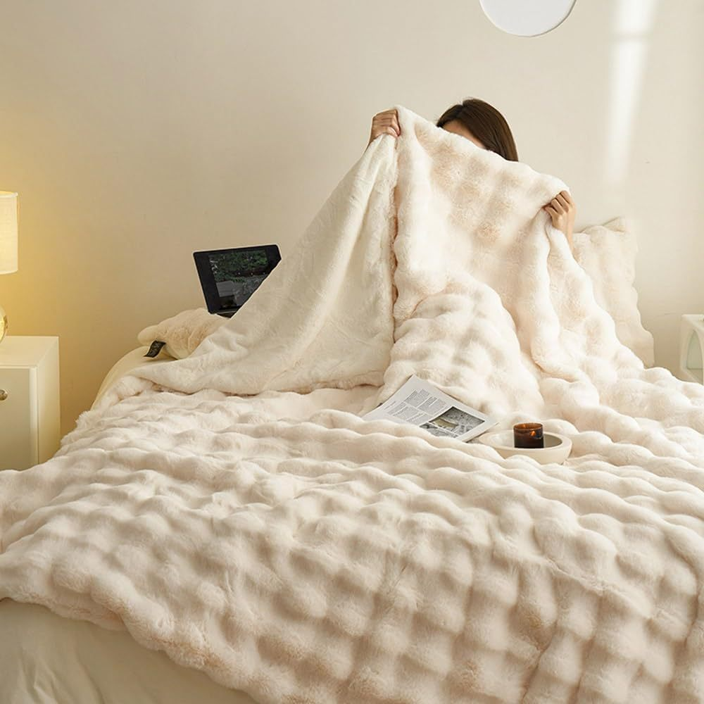 Plaid Polaire Gris Doux et Confortable pour Lit King Size