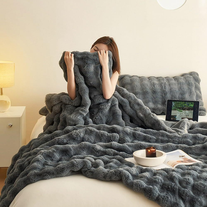 Plaid Polaire Gris Doux et Confortable pour Lit King Size - PanierRoyale