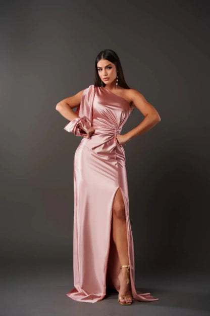 Robe Soirée Satin Asymétrique Épaule Découverte