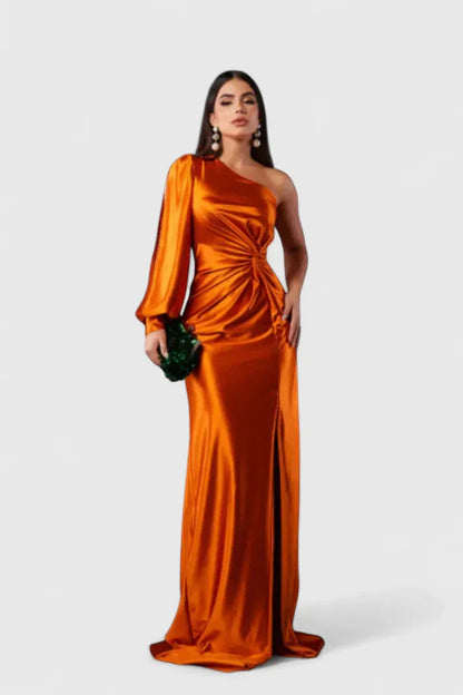 Robe Soirée Épaule Dévoilée et Ceinture