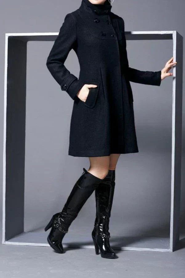 Manteau Femme Marine à Capuche Chic et Élégant
